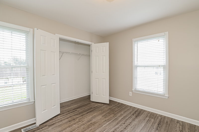 1,825/Mo, 235 Lorraine Dr Winston-Salem, NC 27107 Bedroom View