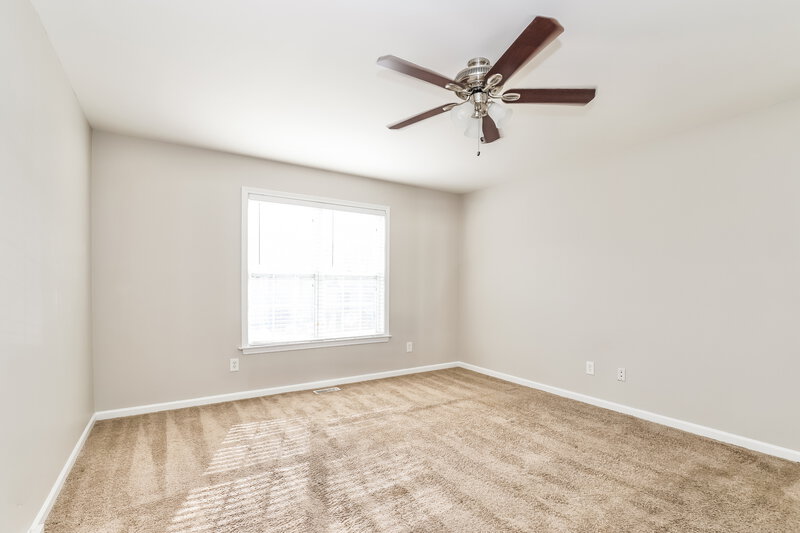 2,410/Mo, 4011 Mountainridge Dr Greensboro, NC 27401 Main Bedroom View