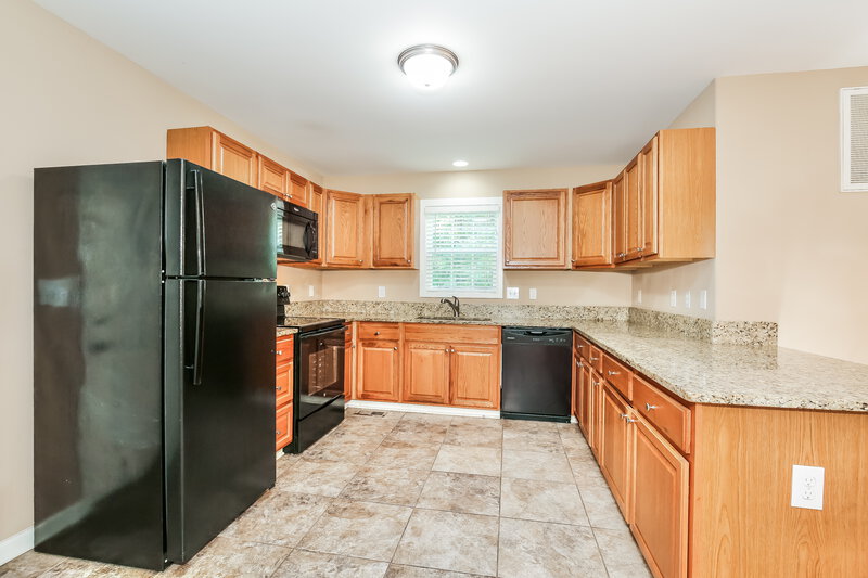 1,650/Mo, 4108 Rev Williams Dr Greensboro, NC 27401 Kitchen View