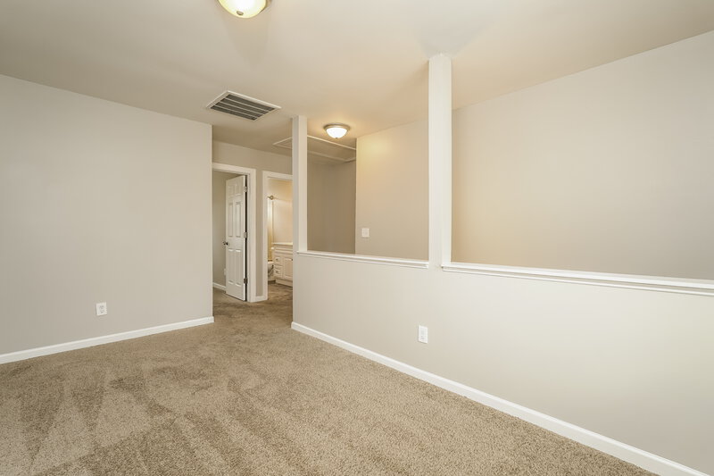 1,905/Mo, 4018 Mountainridge Dr Greensboro, NC 27401 Loft View