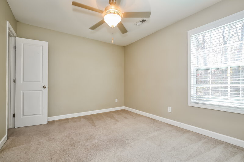 1,825/Mo, 616 Herman Gist Rd Greensboro, NC 27401 Misc View 12