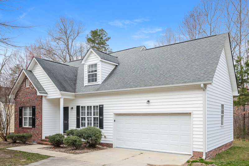 2,590/Mo, 306 Murraylane Rd Greensboro, NC 27405 Front View