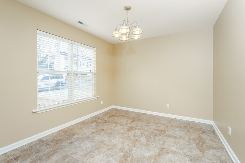 1,650/Mo, 3602 Sherbourne Ln Greensboro, NC 27405 Dining Room View