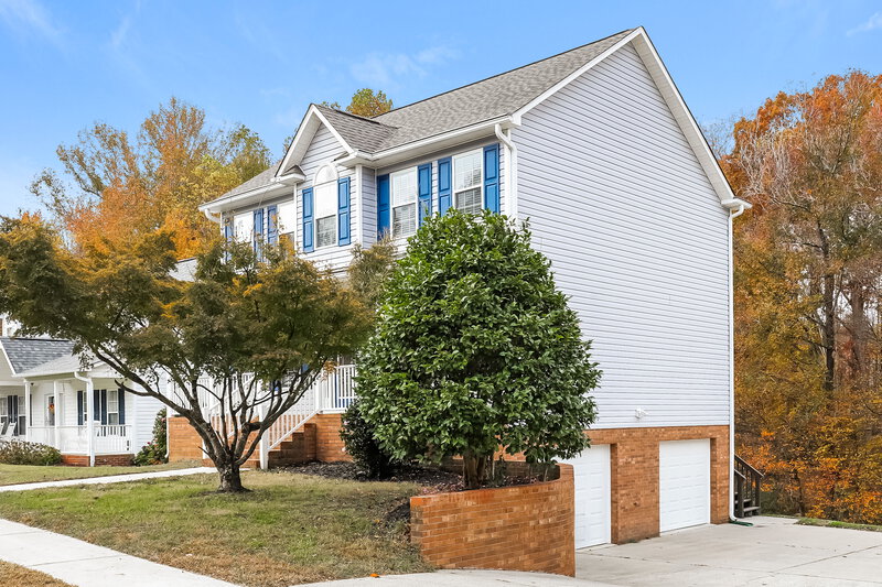 1,945/Mo, 5315 Springhouse Farm Rd Winston-Salem, NC 27107 Front View 2