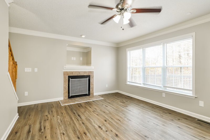 1,945/Mo, 5315 Springhouse Farm Rd Winston-Salem, NC 27107 Living Room View