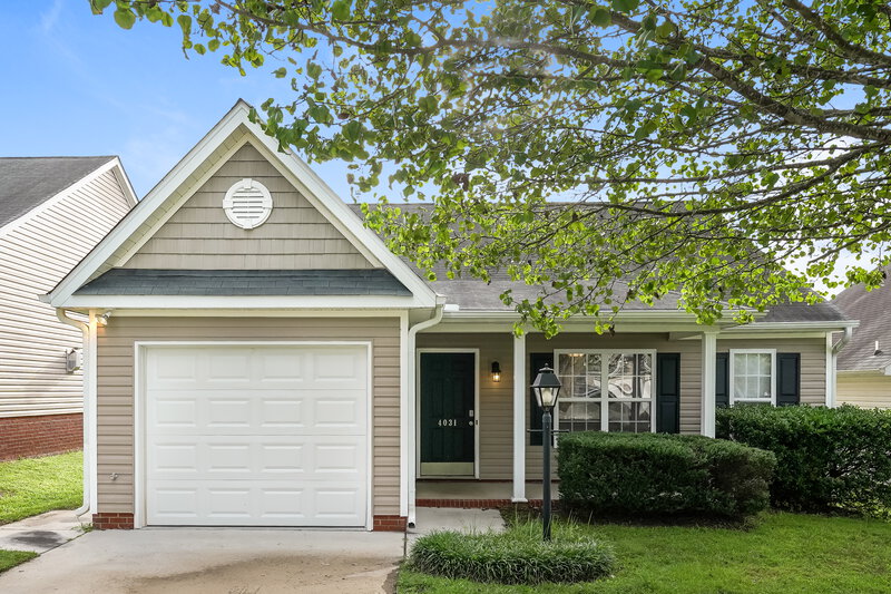 1,725/Mo, 4031 Village Park Ct Winston-Salem, NC 27127 External View