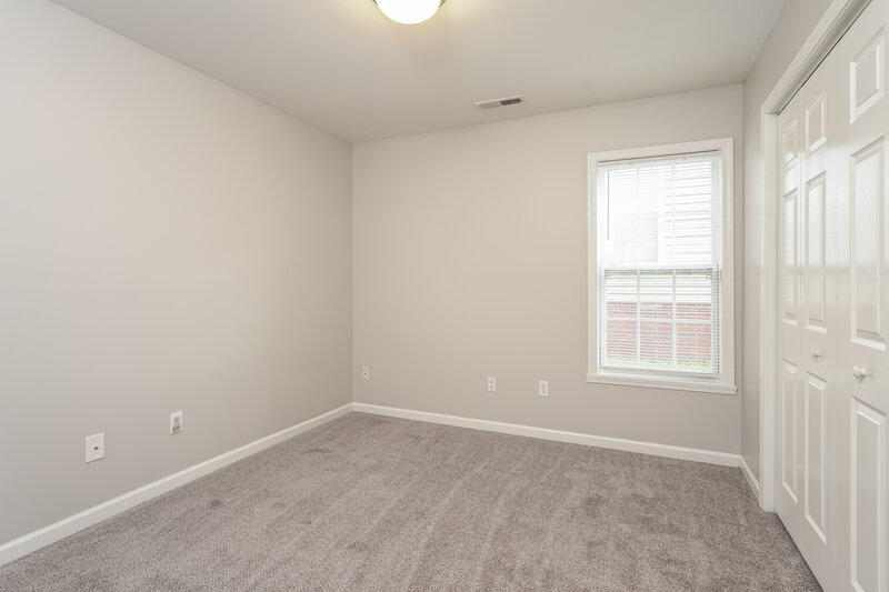 1,725/Mo, 4031 Village Park Ct Winston-Salem, NC 27127 Bedroom View