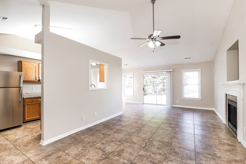 1,665/Mo, 2045 Highfield Park Dr Winston-Salem, NC 27127 Misc View 2