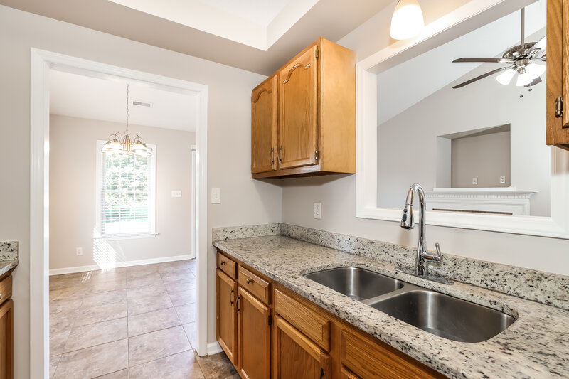 1,665/Mo, 2045 Highfield Park Dr Winston-Salem, NC 27127 Misc View 5