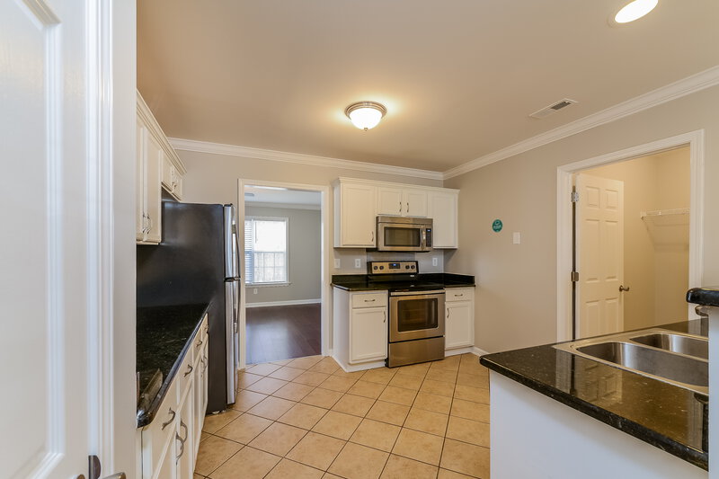 1,750/Mo, 1913 Lees Chapel Rd Greensboro, NC 27405 Misc View 6