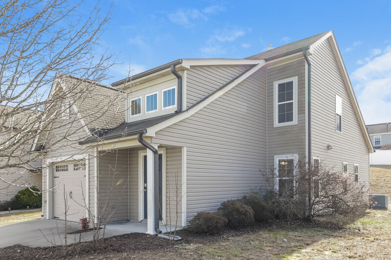 1,760/Mo, 5798 Misty Hill Circle Clemmons, NC 27012 Front View