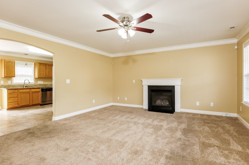 1,755/Mo, 880 Trillium Ln Winston-Salem, NC 27127 Living Room View 3