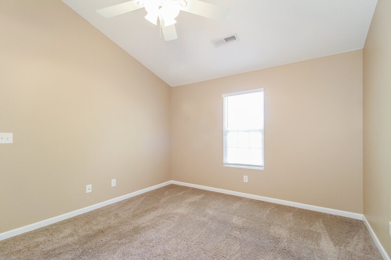 2,020/Mo, 300 Creekview Dr Kernersville, NC 27284 Master Bedroom View 2