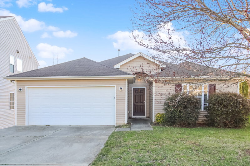 1,805/Mo, 4412 Gray Wolf Way Greensboro, NC 27406 External View