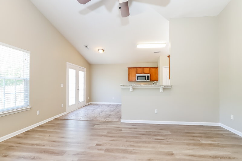 1,855/Mo, 4412 Gray Wolf Way Greensboro, NC 27406 Living Room View 3