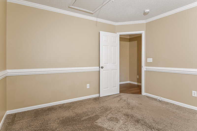 1,860/Mo, 708 Peach Orchard Dr Browns Summit, NC 27214 Misc View 12