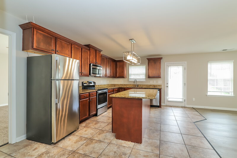 2,180/Mo, 419 Hancock Dr Kernersville, NC 27284 Kitchen View