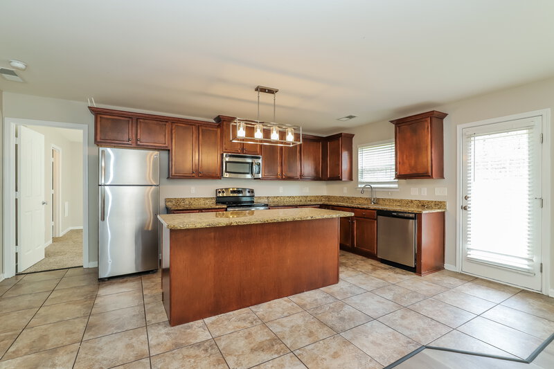 2,180/Mo, 419 Hancock Dr Kernersville, NC 27284 Kitchen View 2