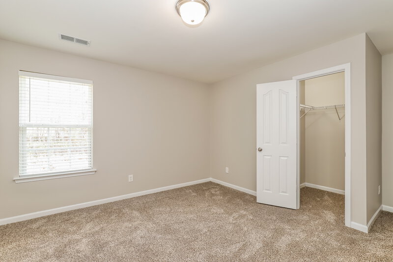 2,180/Mo, 419 Hancock Dr Kernersville, NC 27284 Bedroom View 3