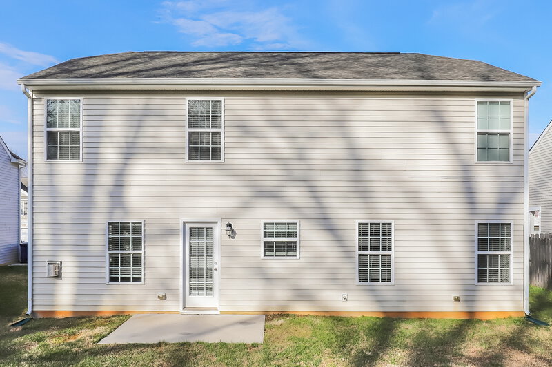 2,180/Mo, 419 Hancock Dr Kernersville, NC 27284 Rear View 2