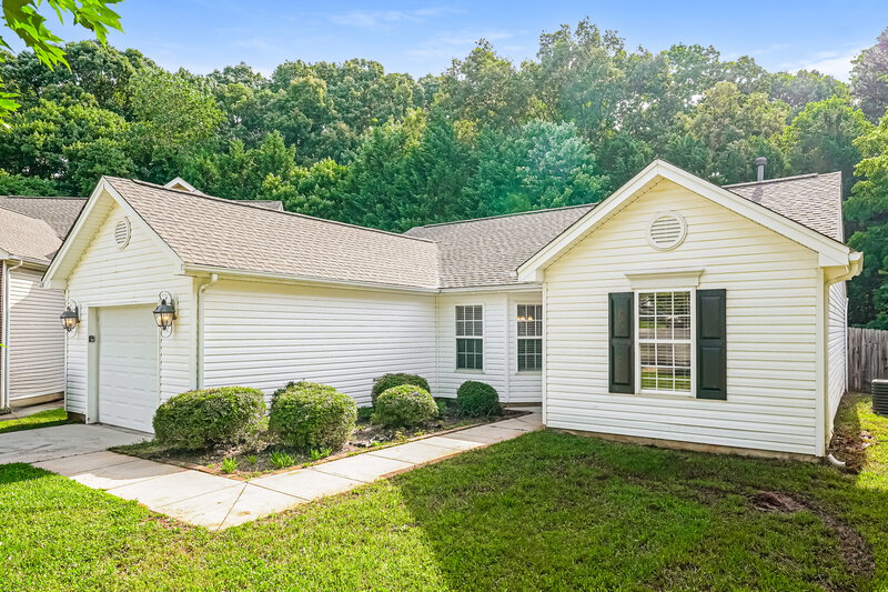 1,775/Mo, 3644 Thornaby Circle Winston-Salem, NC 27107 Front View