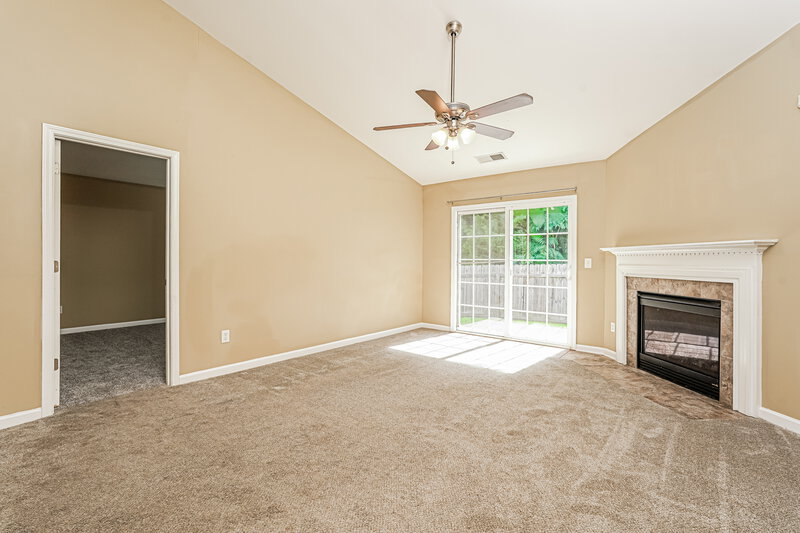 1,775/Mo, 3644 Thornaby Circle Winston-Salem, NC 27107 Living Room View