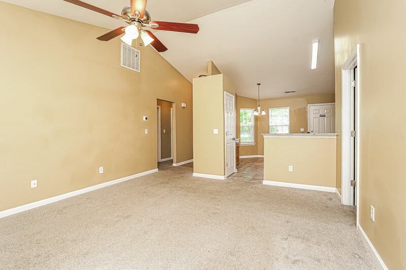 1,775/Mo, 3644 Thornaby Circle Winston-Salem, NC 27107 Living Room View 3