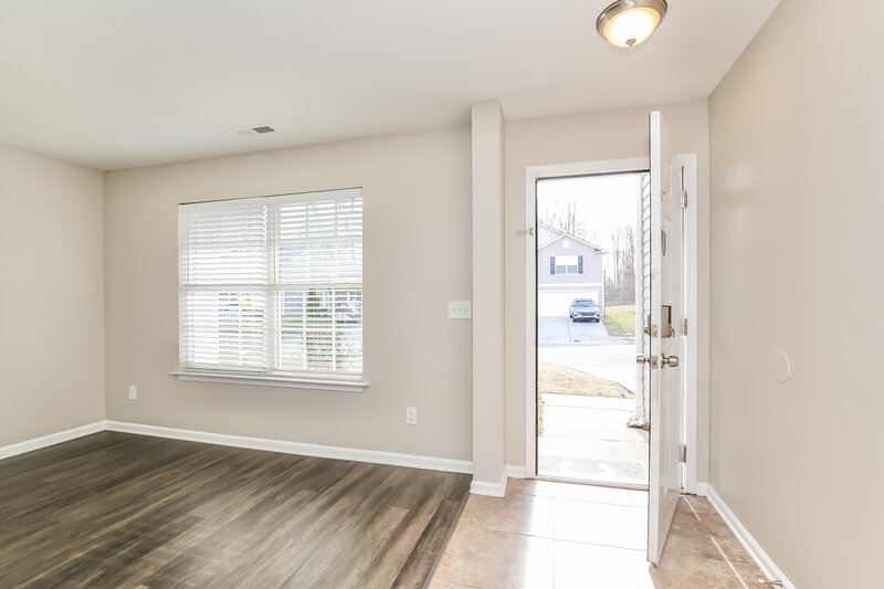 2,085/Mo, 3629 Sweet Birch Dr Greensboro, NC 27406 Living Room View