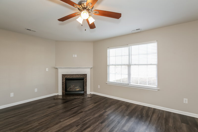 2,085/Mo, 3629 Sweet Birch Dr Greensboro, NC 27406 Living Room View 2