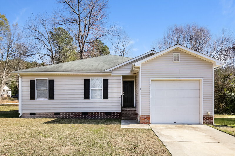 1,760/Mo, 301 Oferrell St Greensboro, NC 27405 External View
