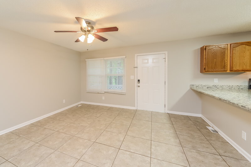 1,375/Mo, 4141 Macarthur St Winston-Salem, NC 27107 Dining Room View