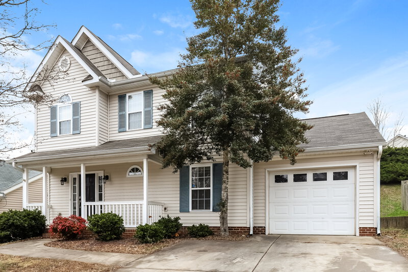 1,770/Mo, 3803 Bluestem Dr Greensboro, NC 27405 Front View