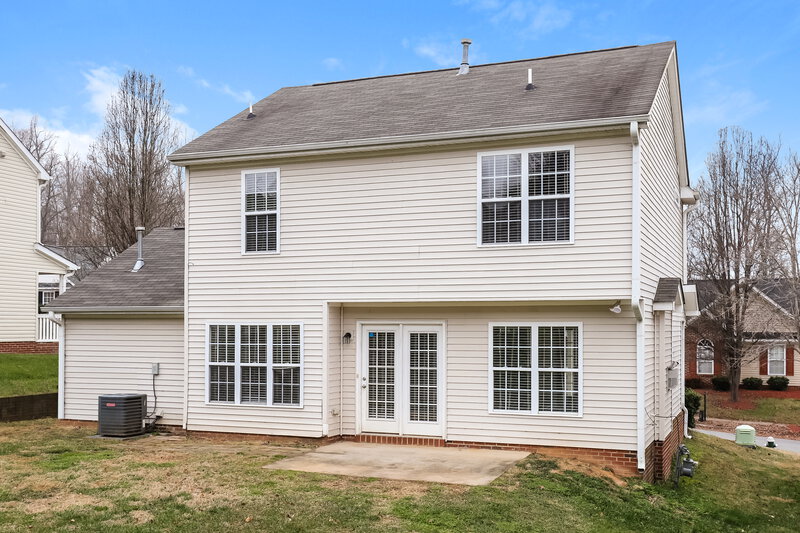 1,770/Mo, 3803 Bluestem Dr Greensboro, NC 27405 Rear View 2