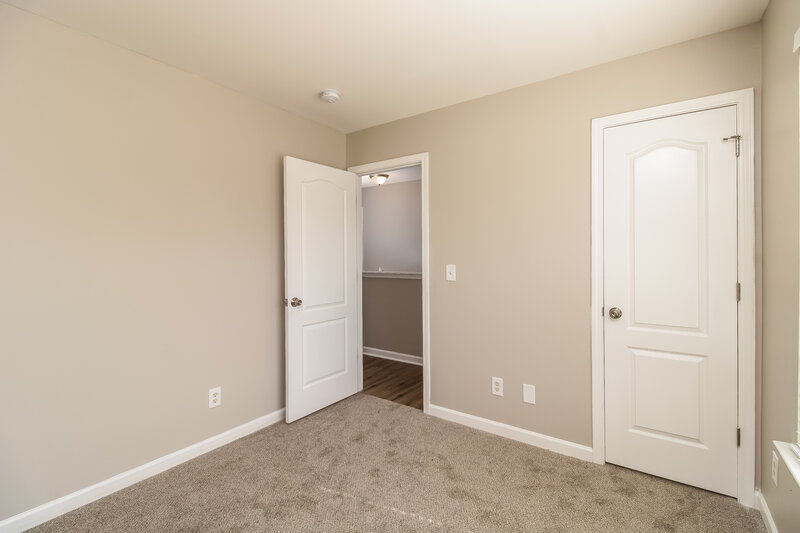 1,735/Mo, 3 Sherbourne Ct Greensboro, NC 27405 Bedroom View 2