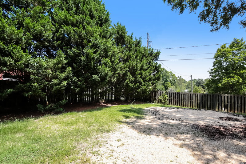 2,065/Mo, 4504 Stephen Oaks Way Greensboro, NC 27405 Misc View 14