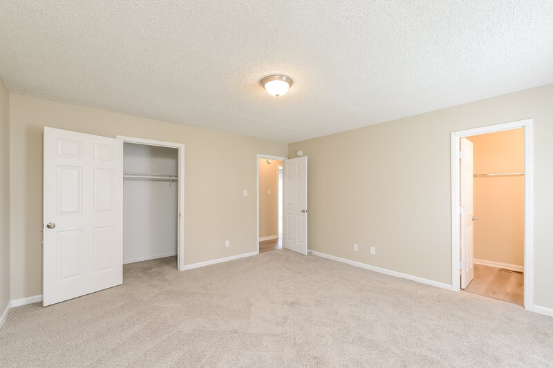 1,540/Mo, 5 Aggie Ct Greensboro, NC 27401 Main Bedroom View