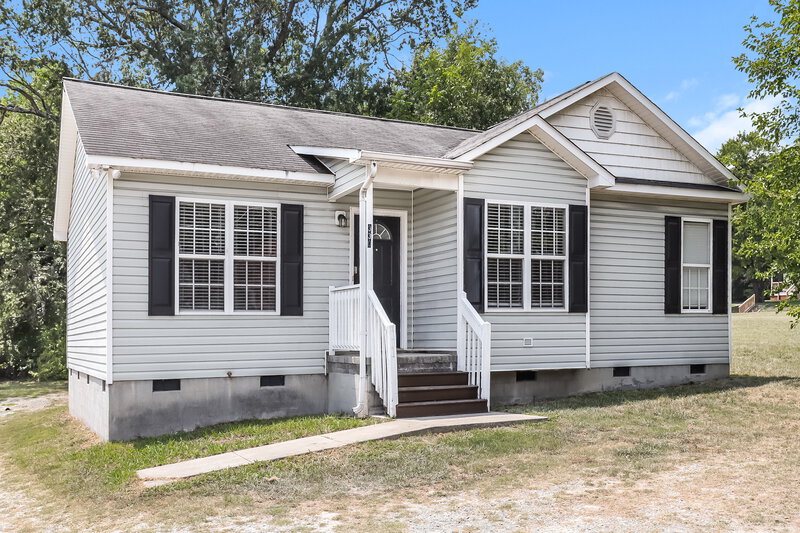 1,595/Mo, 330 Holt St W Burlington, NC 27217 Front View