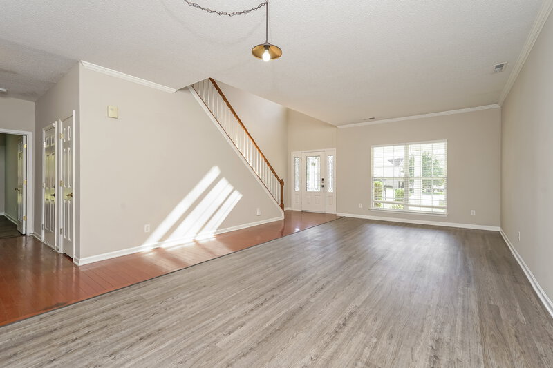 2,275/Mo, 235 Creeks Edge Ct Clemmons, NC 27012 Living Room View