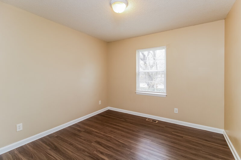 1,565/Mo, 2105 Brightwood School Rd Greensboro, NC 27405 Bedroom View 2