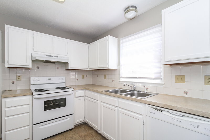 1,670/Mo, 1616 Quillmark Rd Winston-Salem, NC 27127 Misc View 5