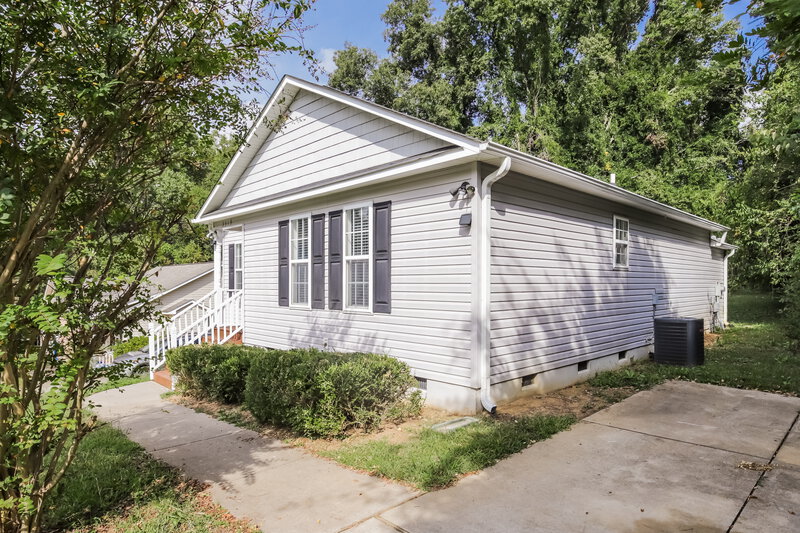1,505/Mo, 2319 Gallery Pl Winston-Salem, NC 27106 Front View