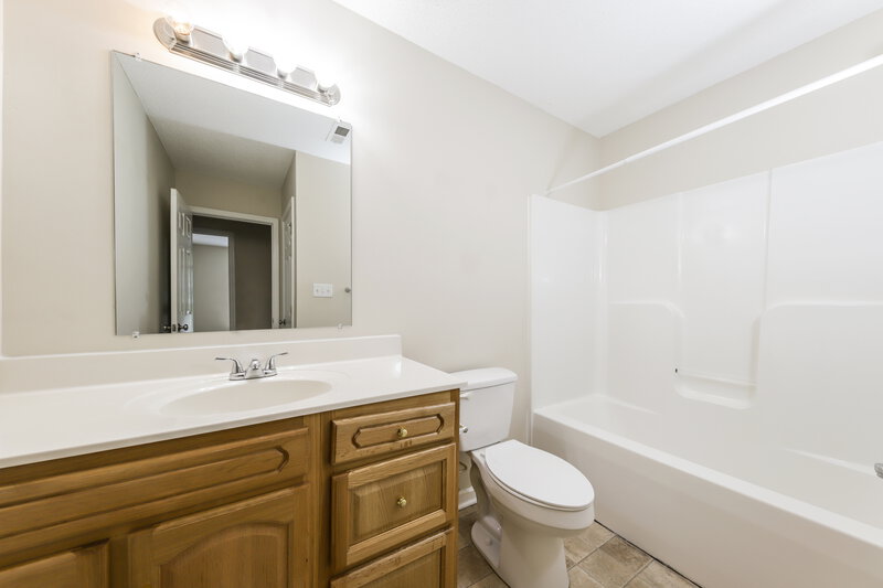 1,655/Mo, 270 Jonah Dr Linwood, NC 27299 Bathroom View