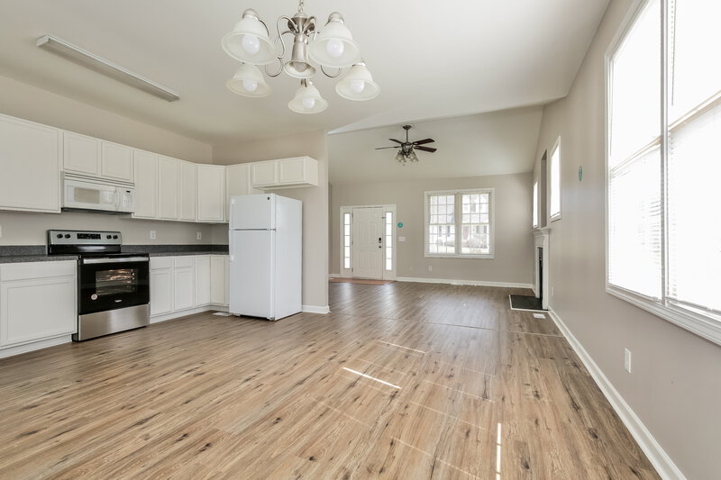 1,680/Mo, 803 Apple St Gibsonville, NC 27249 Kitchen View 2