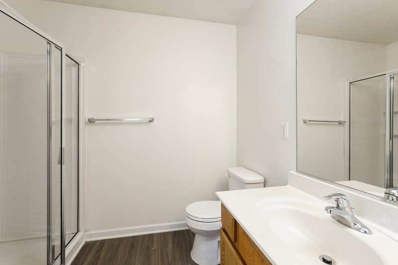 1,800/Mo, 4802 Mystic Oak Dr Browns Summit, NC 27214 Bathroom View 2