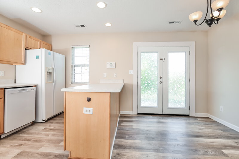 1,620/Mo, 1110 Glory Vine Rd Whitsett, NC 27377 Kitchen View