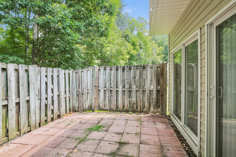 1,760/Mo, 3973 Katherine Way Jamestown, NC 27282 Rear View