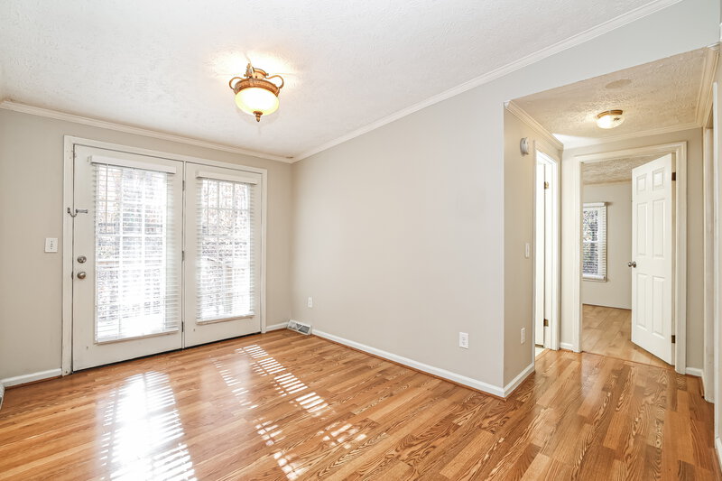 1,665/Mo, 5900 Holder Clemmons, NC 27012 Dining Room View