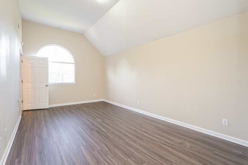2,420/Mo, 2110 Arden Pl High Point, NC 27265 Main Bedroom View 2