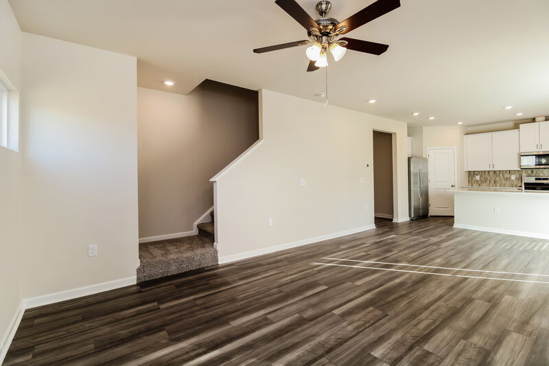 1,945/Mo, 111 Windy Knoll Dr Graham, NC 27253 Living Room View 2