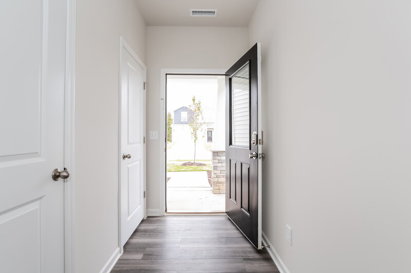 1,920/Mo, 1020 Cherry Stem Road Haw River, NC 27258 Foyer View